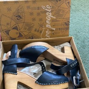 Free People Andora Clog black size 39
